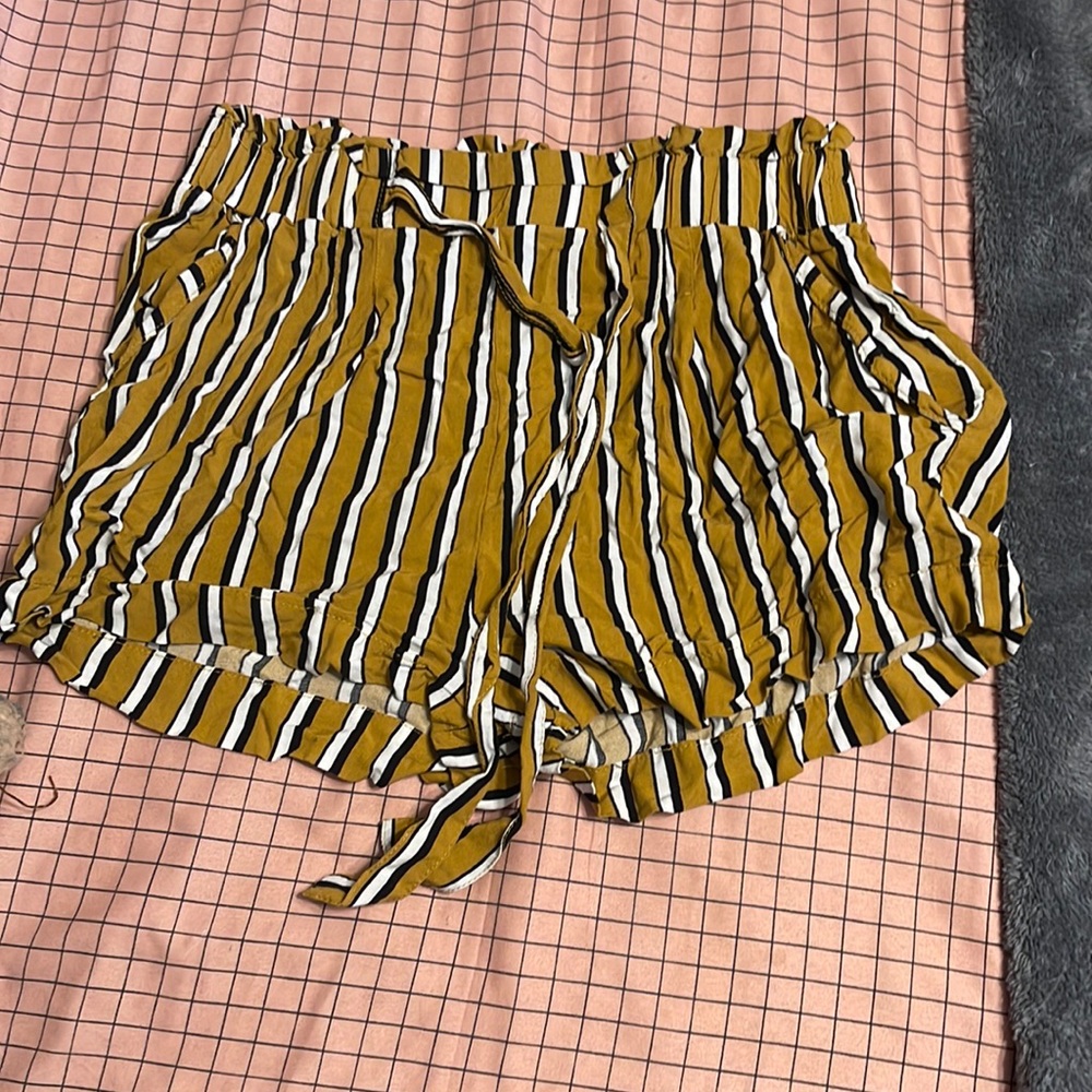 Striped high waisted shorts